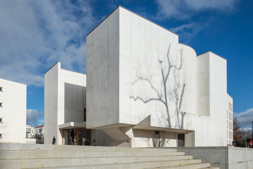 ZOOM SUR : ALVARO SIZA