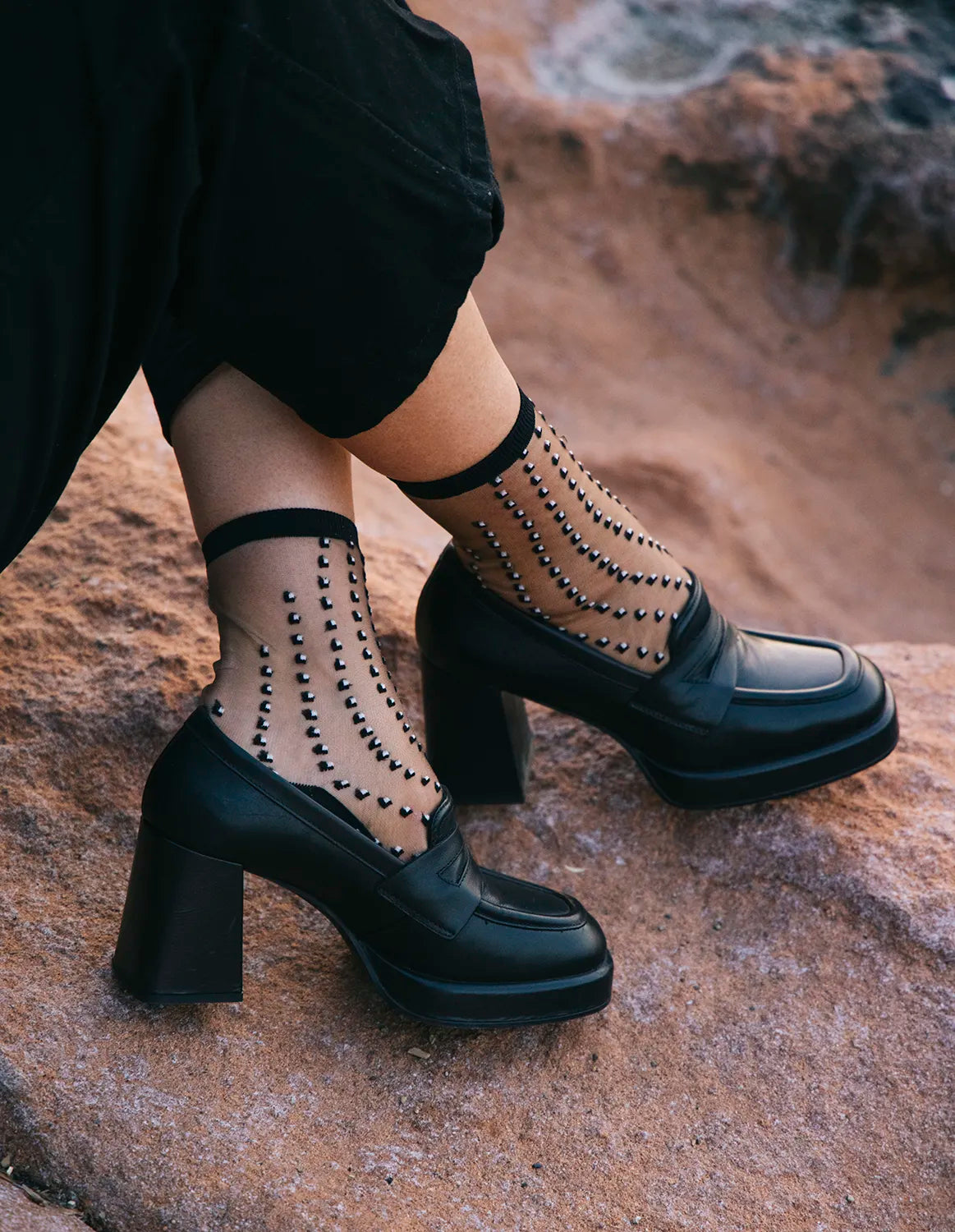 Crescent Dunes Black