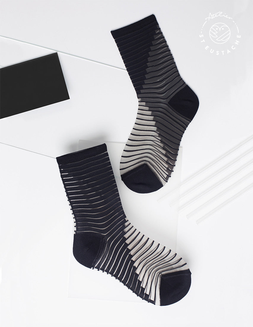 Atelier St Eustache chaussettes transparentes graphiques noires mode femme design Shibuya Black